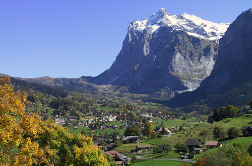 619-Berner Oberland_Grindelwald and Wetterhorn.jpg